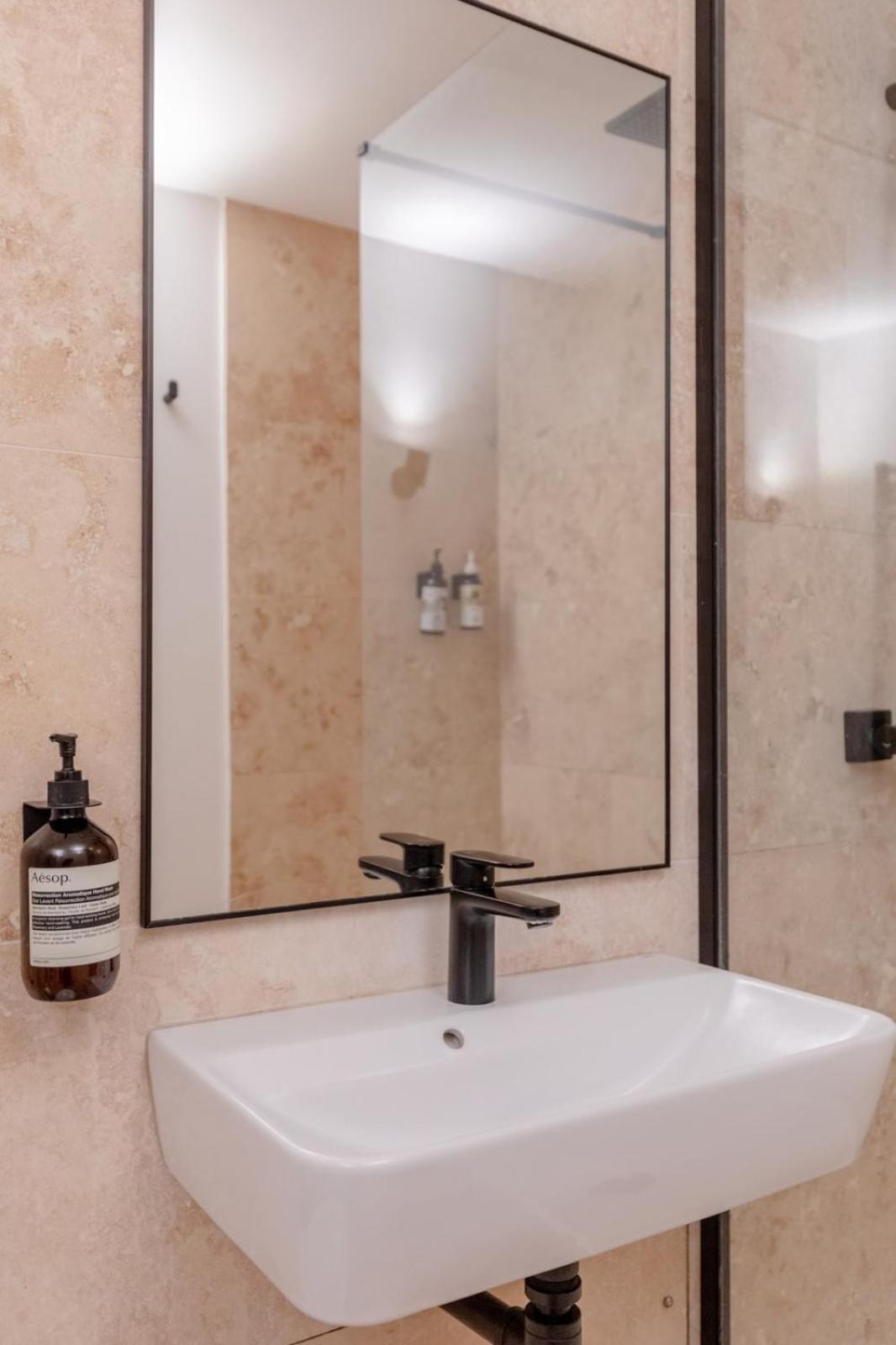 Appartamento Chic 1bd Maisonette Whot Tub King's Cross!