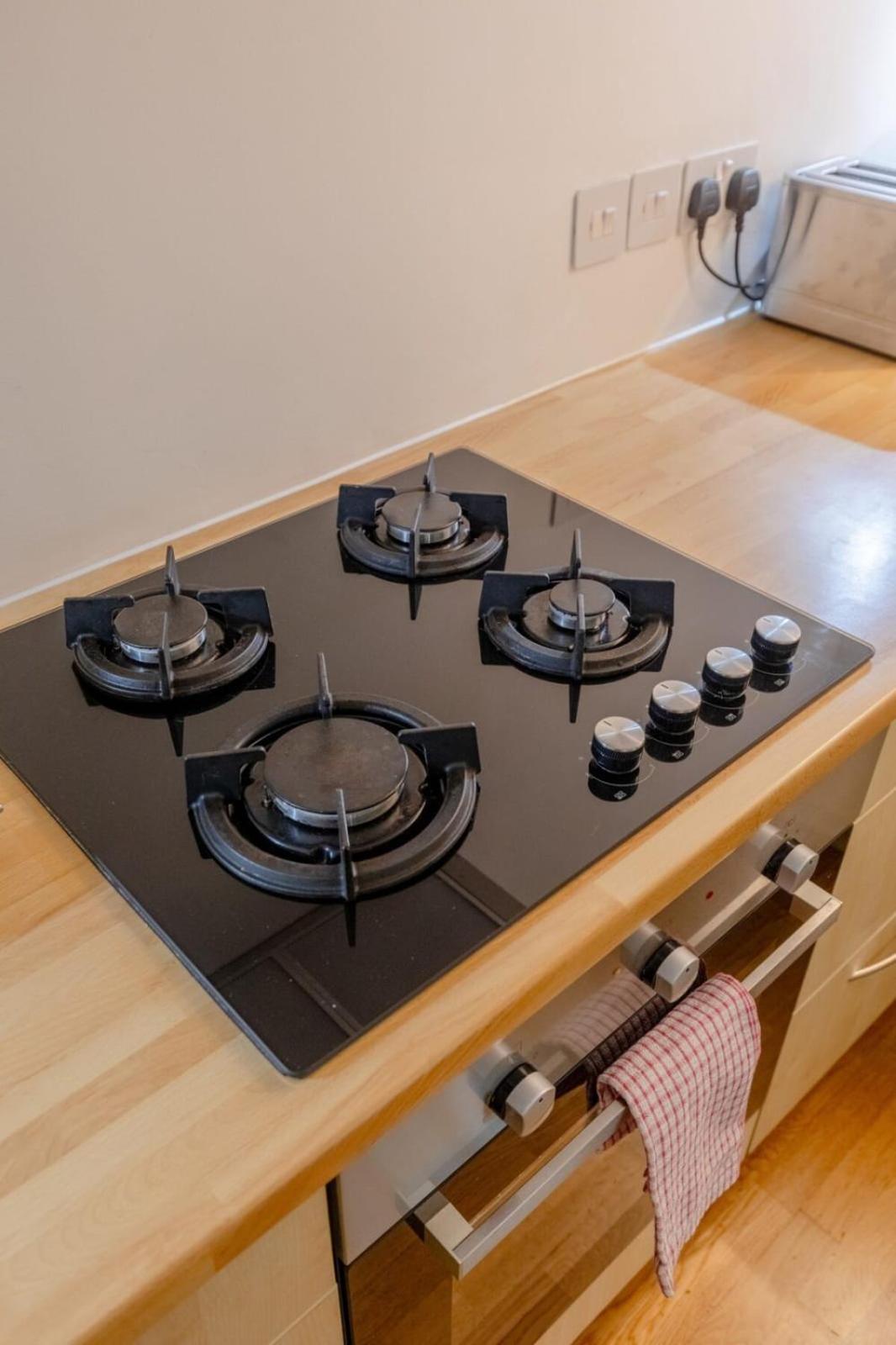 Chic 1bd Maisonette Whot Tub King's Cross! *
