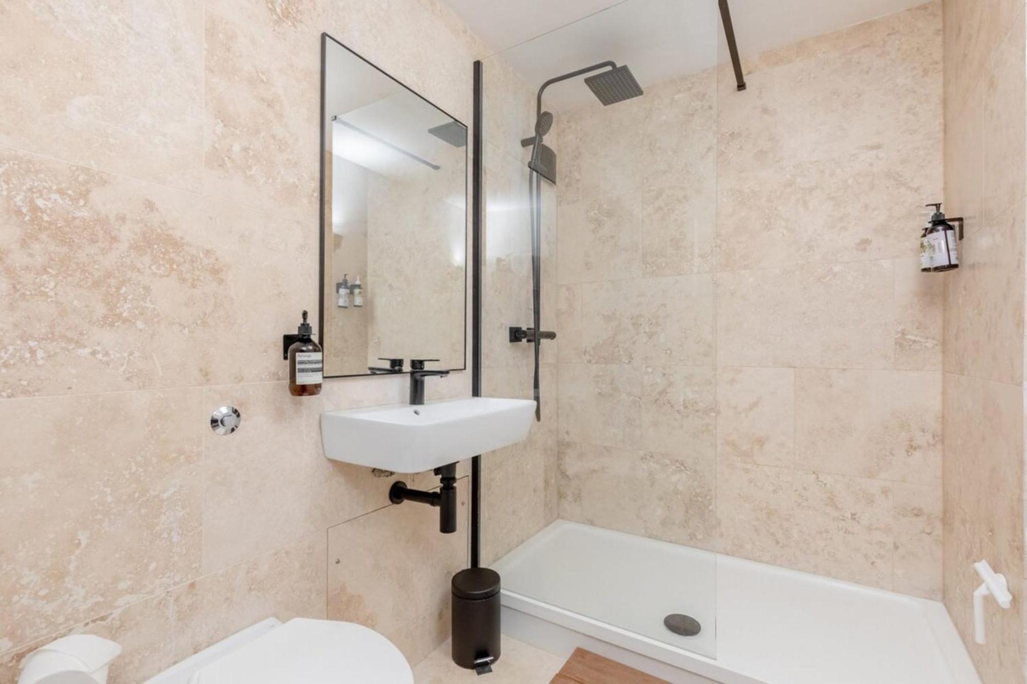 Chic 1bd Maisonette Whot Tub King's Cross! Appartamento *