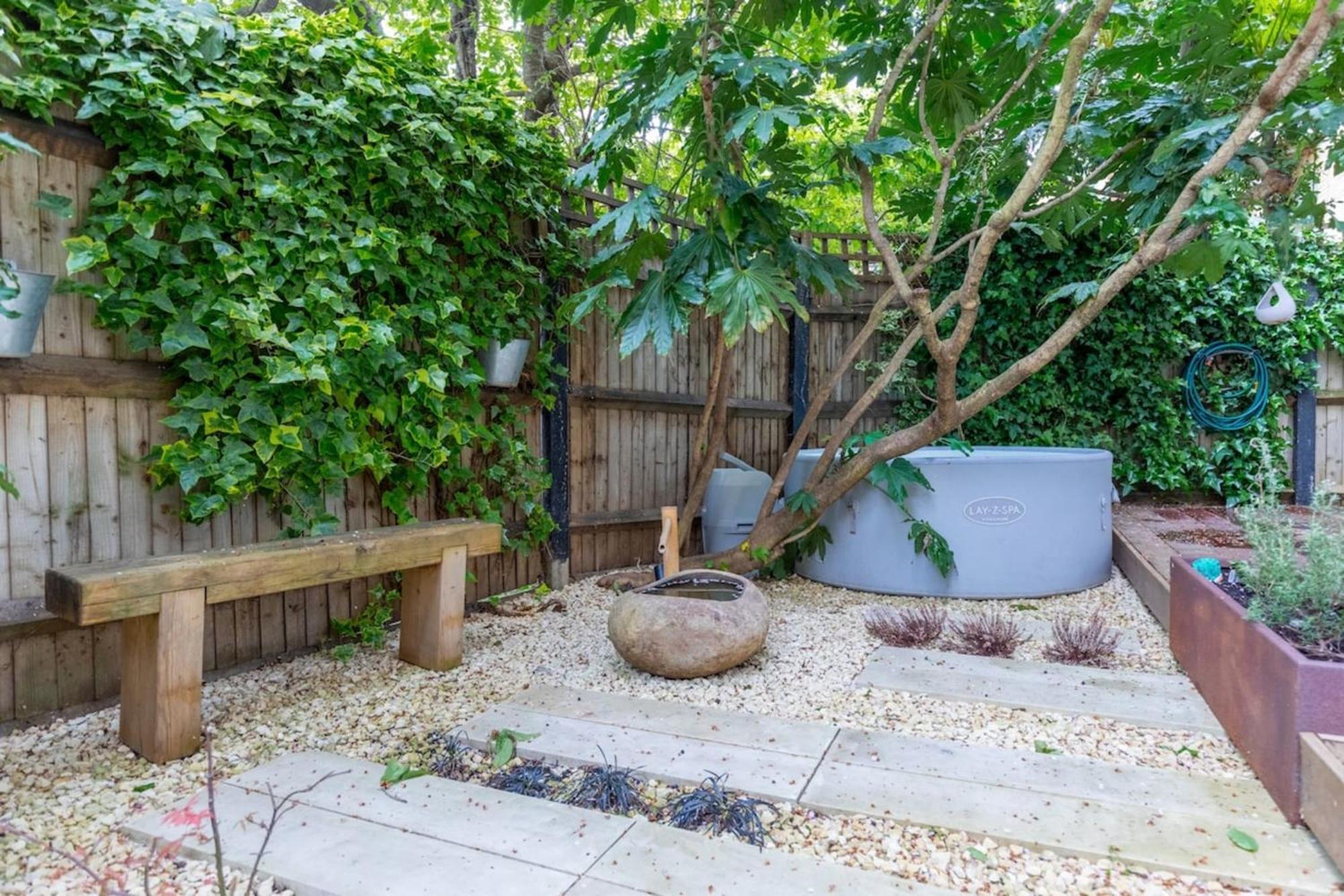 Chic 1bd Maisonette Whot Tub King's Cross! Appartamento Londra